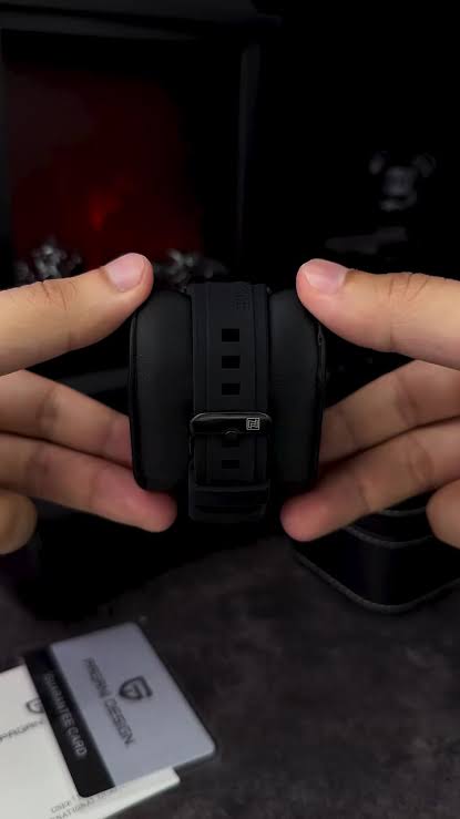 Reloj Black Plantom