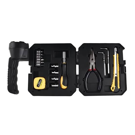 *NOVEDOSO* Lampara linterna solar led portátil + Kit de herramientas